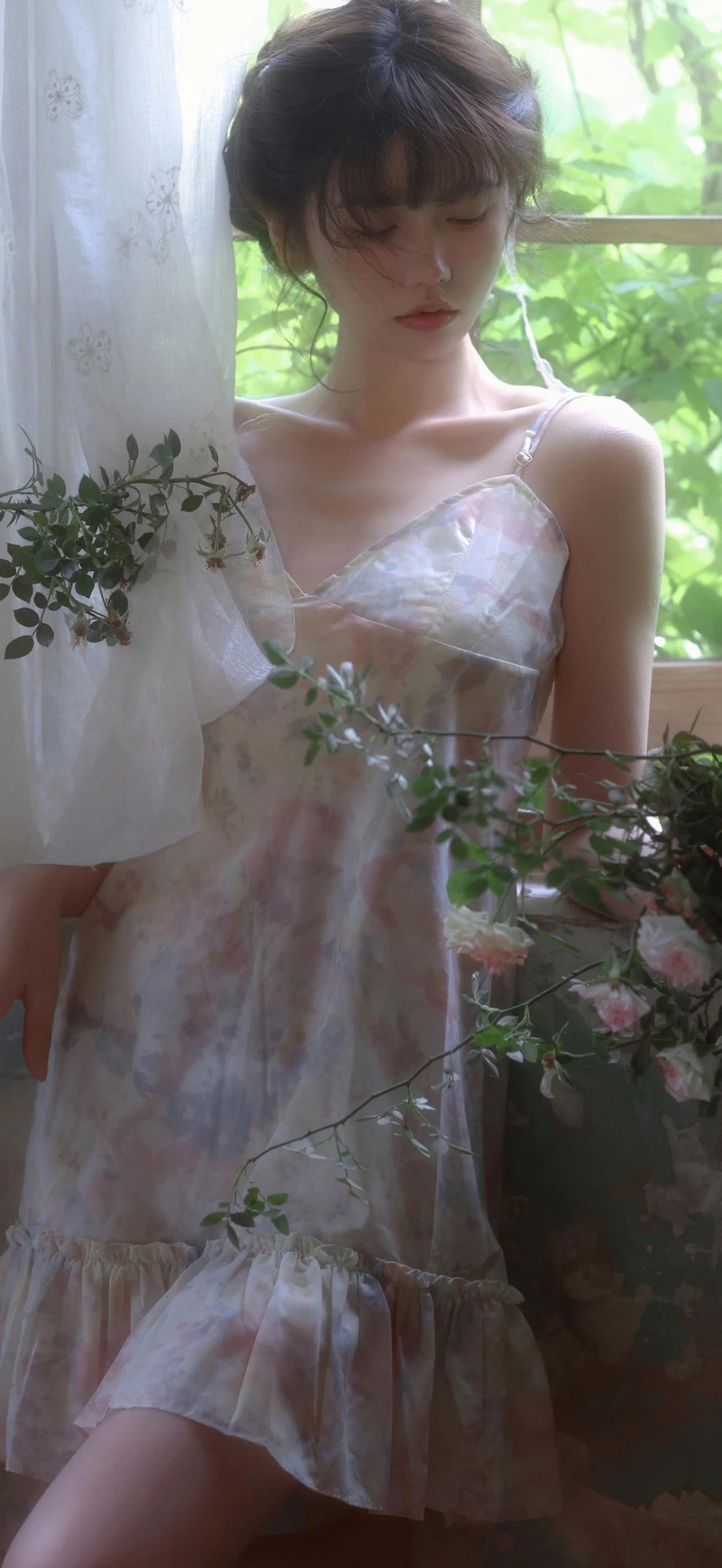 美女欣赏-女神的吊带裙