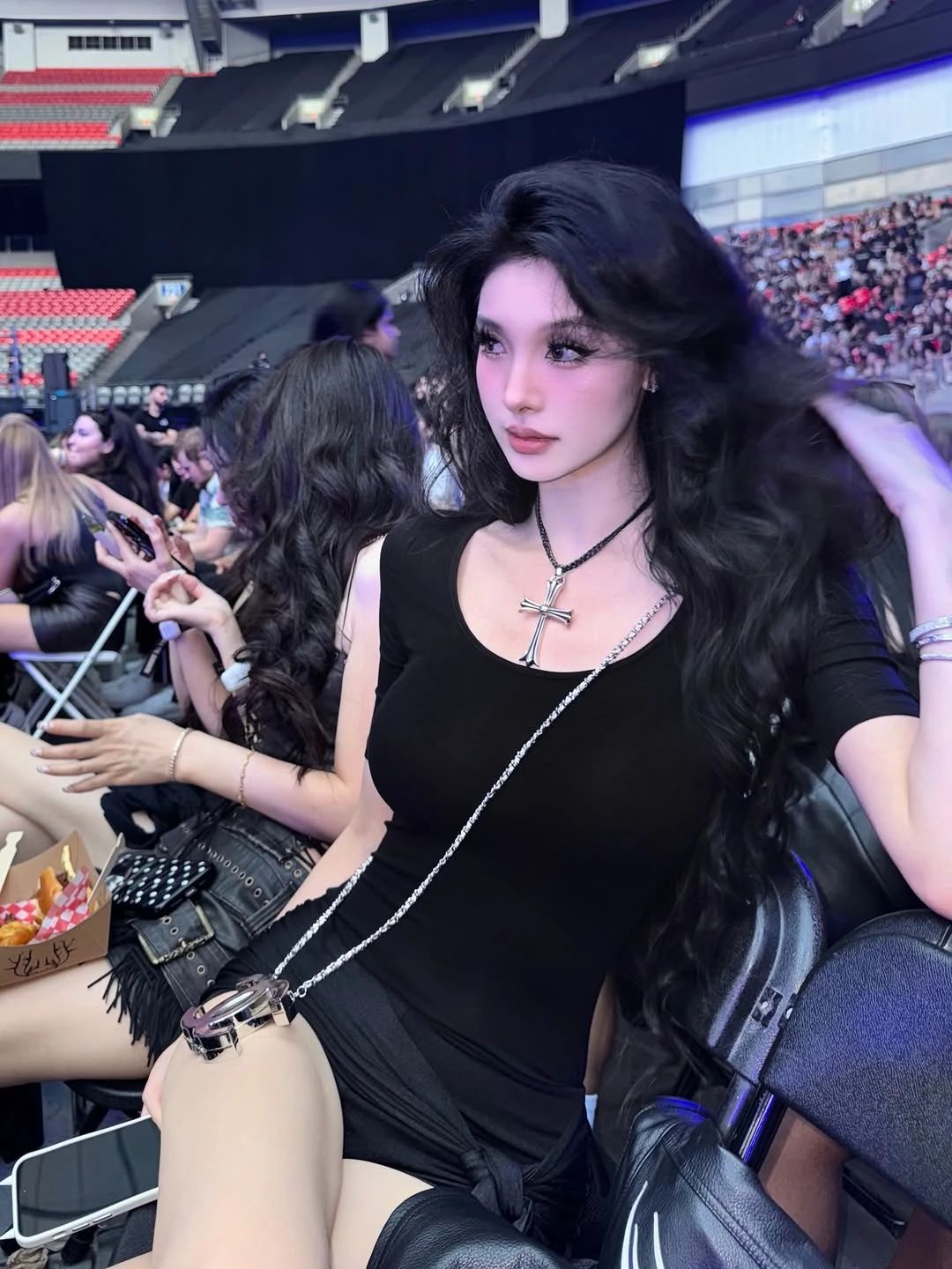 超赞美女的极品美腿，身材是真的好！！！