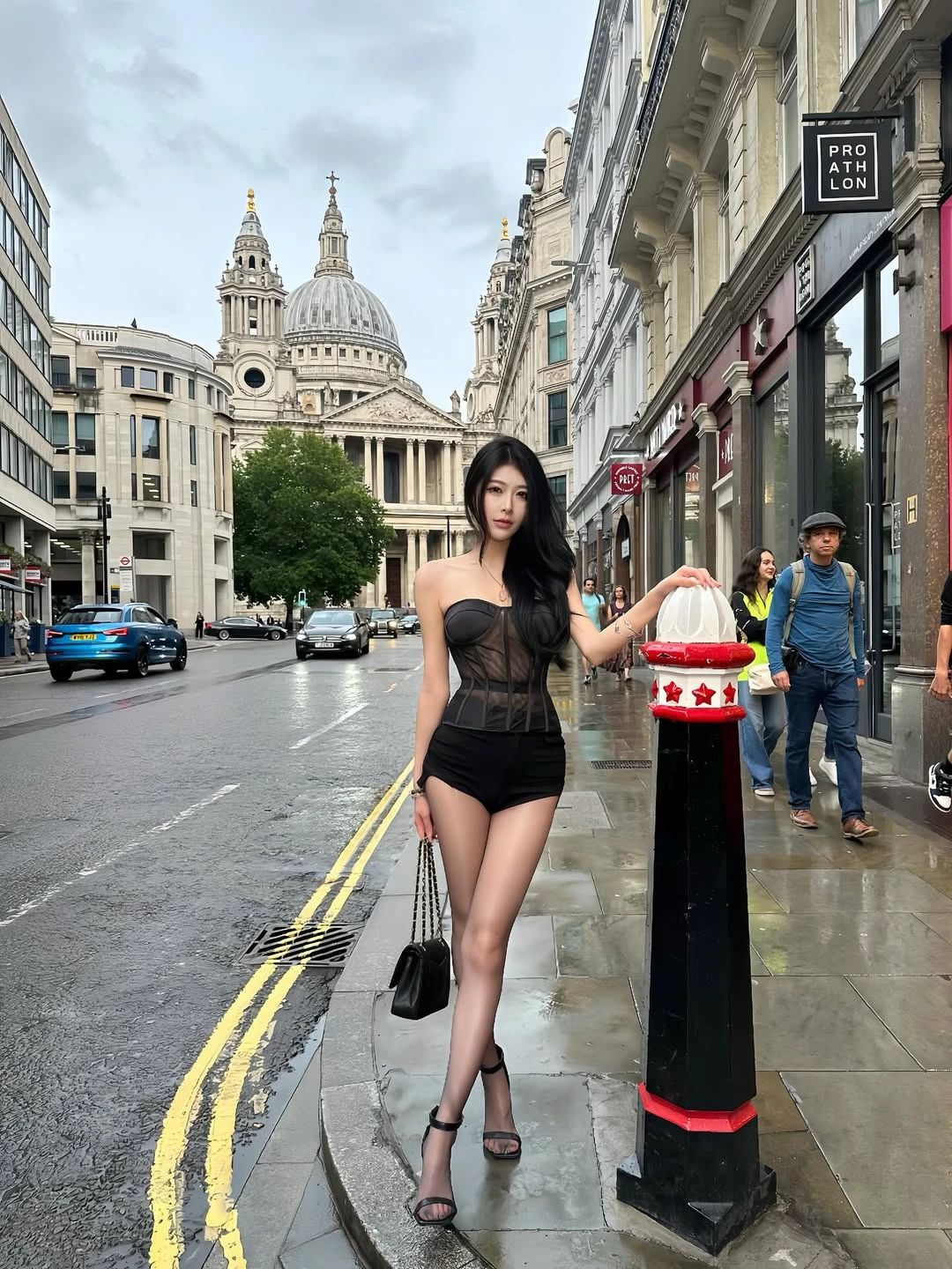 极品长腿超吸睛，这身材简直绝了！！！